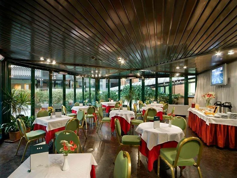 Una Hotels Century Milano Milan